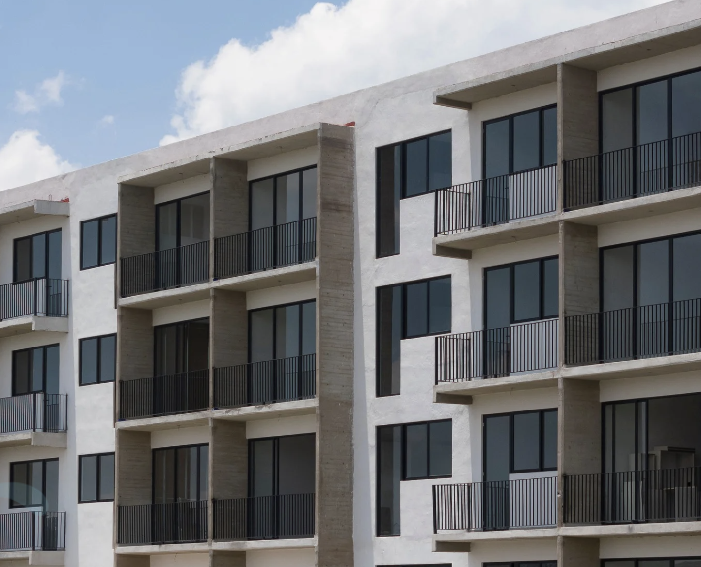 Fachada exterior Mistral